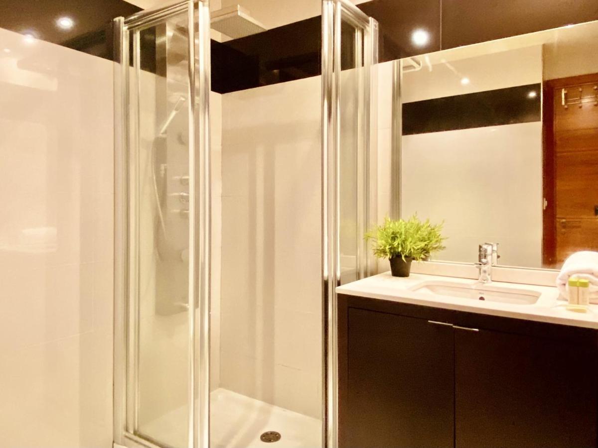 א-קורוניה Orzan Beach Surf Apartment מראה חיצוני תמונה